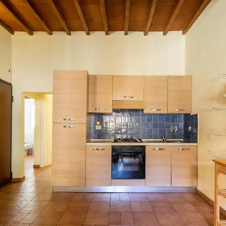 Parlagio Classic Apartment *